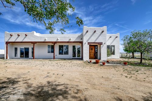 7610 N Lawrence Ln, Prescott Valley, AZ, 86315-9218 | Card Image