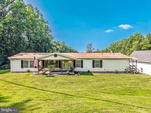 239 Quarry Rd, GAP, PA, 17527-9027 | Card Image