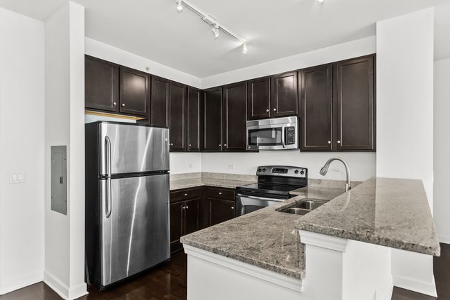 UNIT-2712 - 1901 S Calumet Ave, Condo with 2 bedrooms, 2 bathrooms and 1 parking in Chicago IL | Image 13