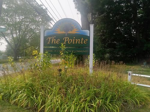 75-3 Brown Ave, Amesbury, MA, 01913-1137 | Card Image