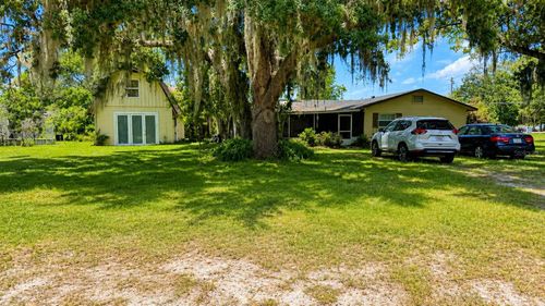 150 W 11th St, CHULUOTA, FL, 32766-9454 | Card Image