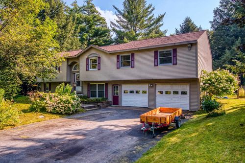 16 Mount Vista Rd, Shelburne, NH, 03581-3004 | Card Image