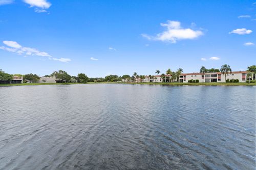 511-900 Colony Point Cir, Pembroke Pines, FL, 33026-2935 | Card Image