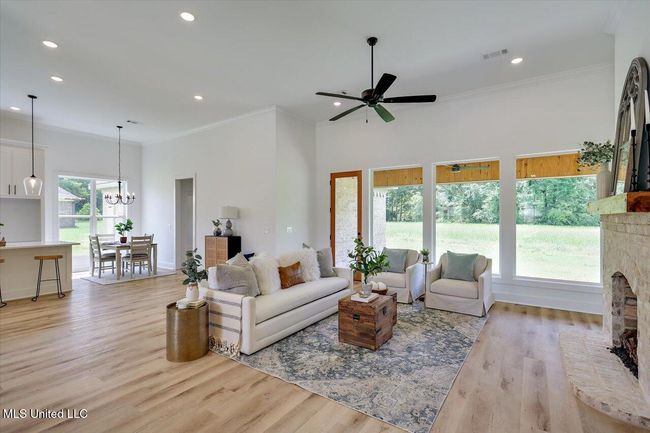 05-1015 Mullican Rd | Image 5
