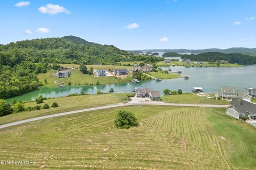 482 Reginas Pt, Sharps Chapel, TN, 37866-1989 | Card Image