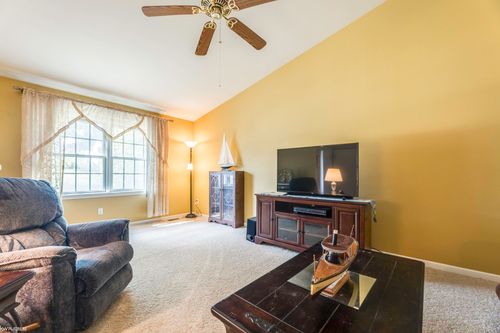 unit-1-3930 River Rd, East China, MI, 48054-2920 | Card Image