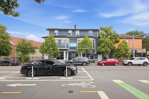 858 Broad St, Providence, RI, 02907-1722 | Card Image