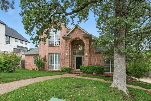 2105 Hillridge Ct, Arlington, TX, 76012-5605 | Card Image