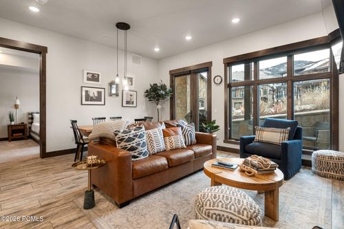 unit-106-3703 Blackstone Dr, Park City, UT, 84098-6777 | Card Image