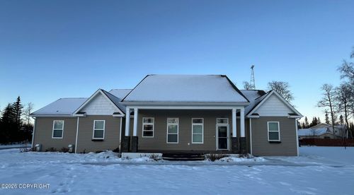 102 Bighorn Cir, Kenai, AK, 99611-8253 | Card Image