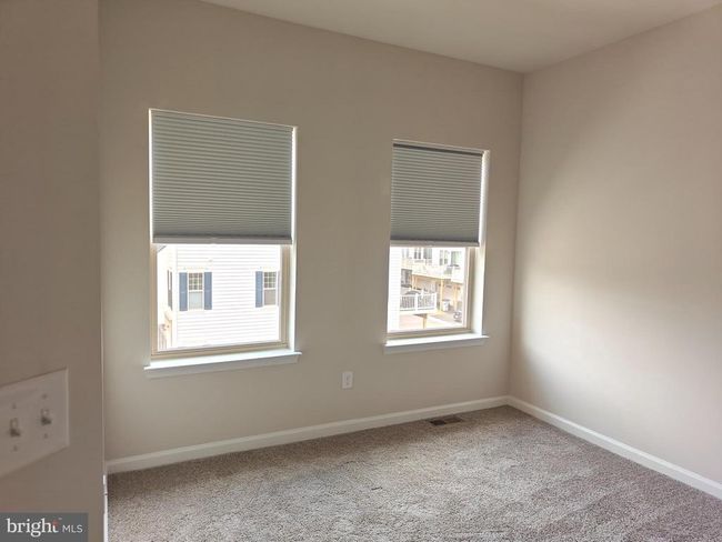 9409 Barnes Loop, Townhouse with 3 bedrooms, 4 bathrooms and null parking in MANASSAS VA | Image 25