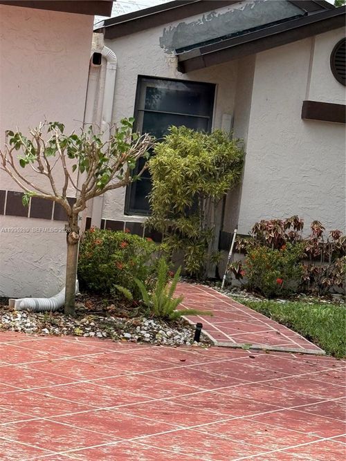6141 Sunny Pointe Cir, Delray Beach, FL, 33484-2446 | Card Image
