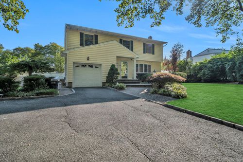 162 Wolf Hill Rd, Melville, NY, 11747-1339 | Card Image