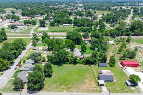 302 S Scott St, Fort Gibson, OK, 74434-8701 | Card Image