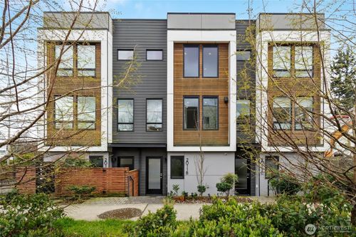 b-2011 Nw 64th St, Seattle, WA, 98107-2411 | Card Image