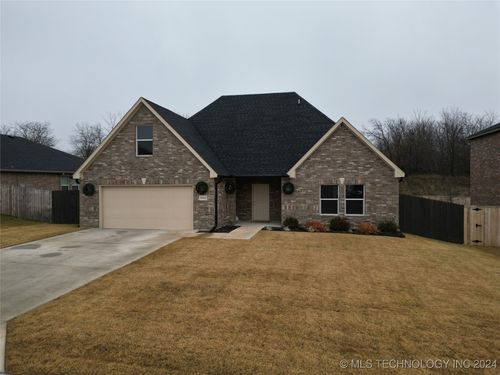 1042 Indian Plains Road, Ardmore, OK, 73401 | Card Image