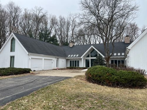 7716 Crystal Springs Rd, CRYSTAL LAKE, IL, 60012-1092 | Card Image