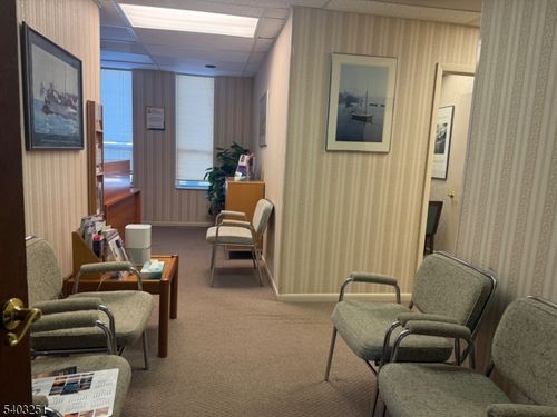 191 Hamburg Tpke, Pompton Lakes, NJ, 07442-2330 | Card Image