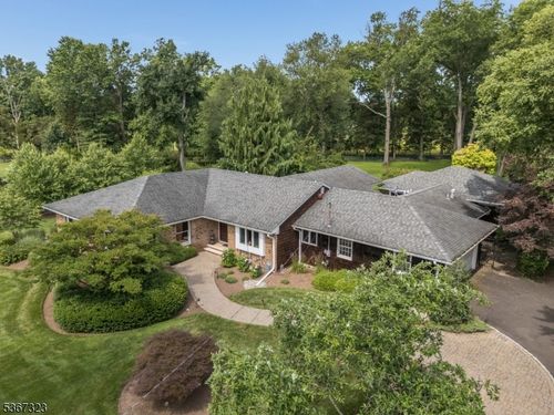 6 Fairway Ct, Bridgewater, NJ, 08807-1623 | Card Image