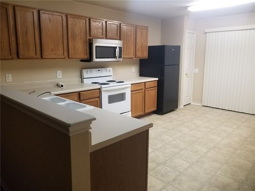 1516 Anise Dr, Austin, TX, 78741-7527 | Card Image