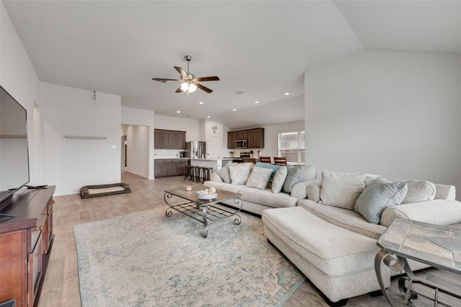 210 High Point Way, House other with 4 bedrooms, 2 bathrooms and null parking in Justin TX | Image 7