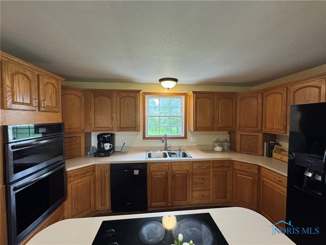 11575 County Road Q, House other with 5 bedrooms, 3 bathrooms and 2 parking in Montpelier OH | Image 12