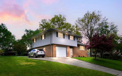 60 Savern Pl, Columbus, OH, 43230-3125 | Card Image