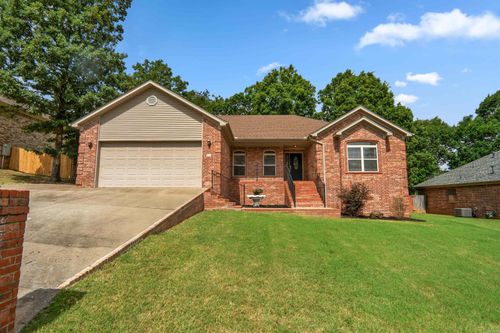22 Pecan Ln, Cabot, AR, 72023-8188 | Card Image