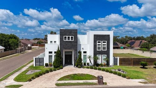 2505 May Ave, Mission, TX, 78574-3187 | Card Image
