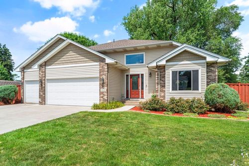 803 102nd Ave Ne, Blaine, MN, 55434-4504 | Card Image