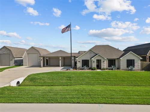 2214 Morales Dr, Dickinson, TX, 77539-1972 | Card Image
