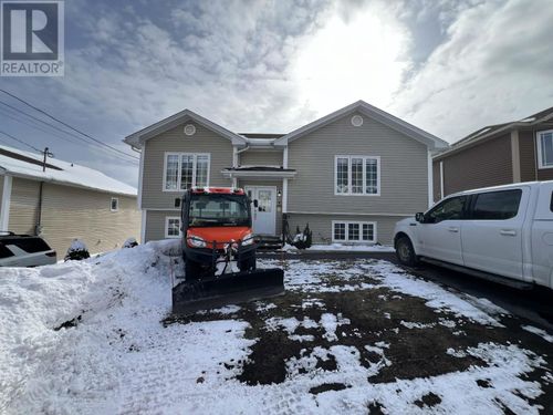 9 Raymond Dr, Clarenville, NL, A5A0B5 | Card Image