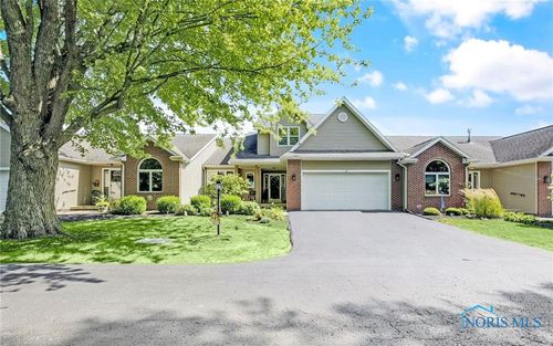 20 Towne And Country Dr, Tiffin, OH, 44883-1175 | Card Image