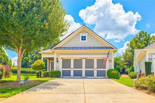 6303 Rockpoint Ln, Hoschton, GA, 30548-8221 | Card Image