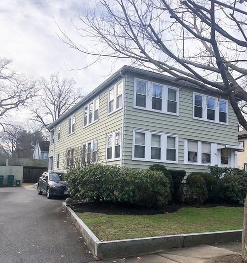 98-98 Warwick Rd, Newton, MA, 02465-1724 | Card Image