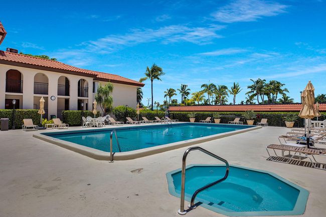 Center Pool | Image 25