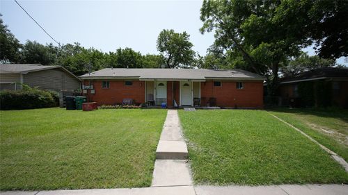 811 Crescent St, Denton, TX, 76201-2879 | Card Image
