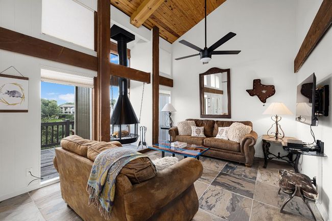 229 Comanche Ln, House other with 2 bedrooms, 2 bathrooms and 2 parking in Lago Vista TX | Image 13