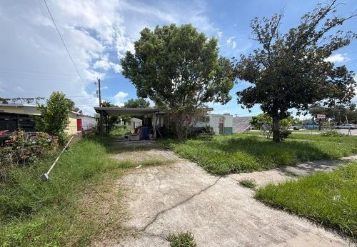 7801 Parish Pl, TAMPA, FL, 33619-4809 | Card Image