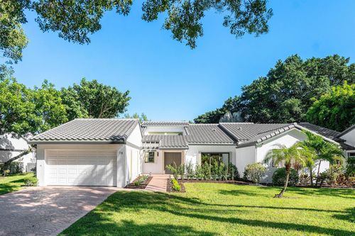 78 Hampshire Ln, Boynton Beach, FL, 33436-7416 | Card Image