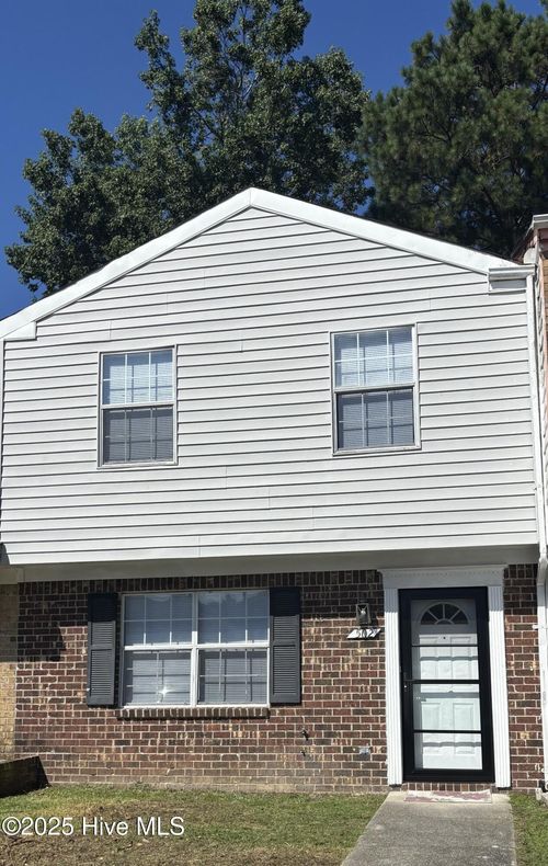 502 Myrtlewood Cir, Jacksonville, NC, 28546-7414 | Card Image