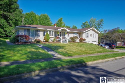 36 Pardee Ave, Jamestown, NY, 14701-7104 | Card Image