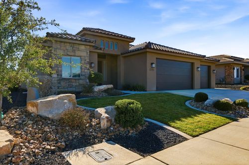 2775 W Trasimeno Dr, St George, UT, 84770-1397 | Card Image