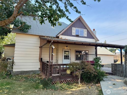 405 Nw Dellah Ave, Wilbur, WA, 99185-8808 | Card Image