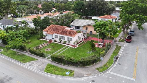 1000 Sw 62nd Ave, West Miami, FL, 33144-4908 | Card Image