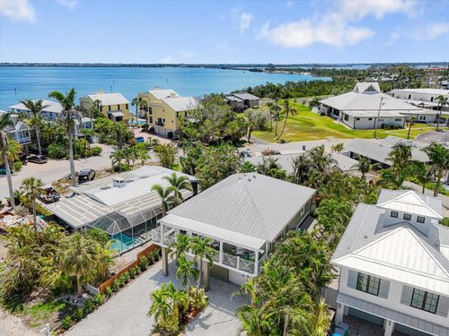229 S Harbor Dr, HOLMES BEACH, FL, 34217-1919 | Card Image