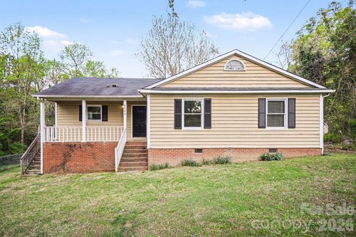 2528 Burkholder Rd, Charlotte, NC, 28214-2812 | Card Image