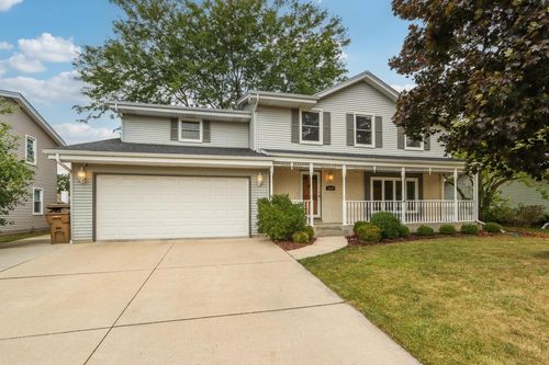 5926 83rd Street, Kenosha, WI, 53142 | Card Image