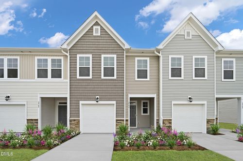 2946 Hickory Field Dr, Raleigh, NC, 27616 | Card Image