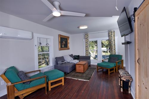 835 Old Ranch Road 12, San Marcos, TX, 78666-3255 | Card Image